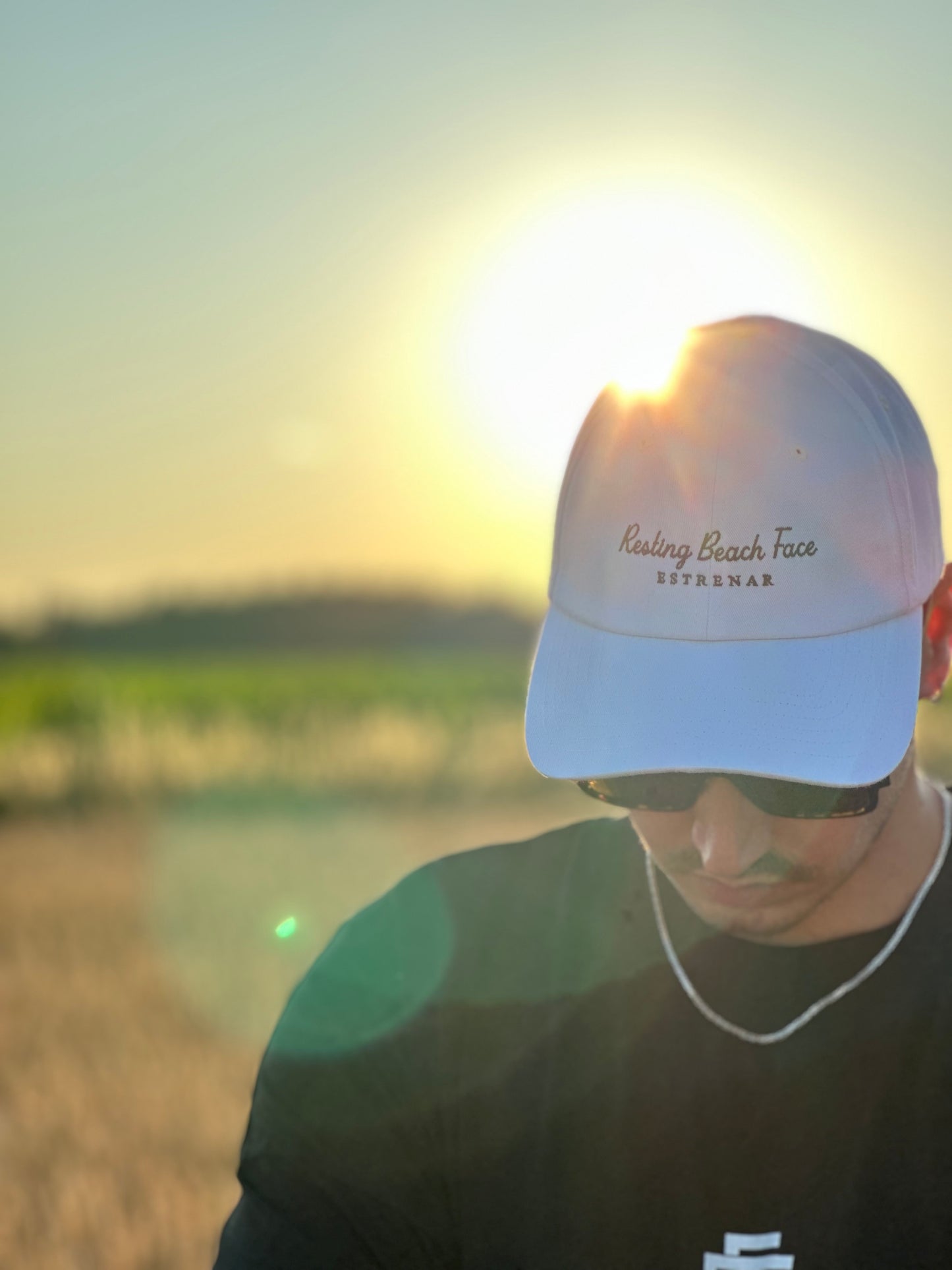 BEACH FACE - The base cap